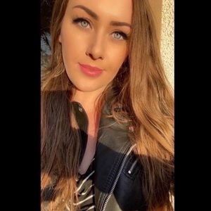 Meet your Posher, Stefani